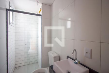 Casa de condomínio à venda com 48m², 2 quartos e sem vaga Casa de condomínio à venda com 48m², 2 quartos e sem vagaBanheiro