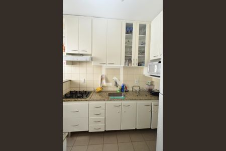 Apartamento à venda com 120m², 3 quartos e 2 vagas Apartamento à venda com 120m², 3 quartos e 2 vagasCozinha