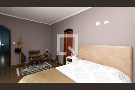 Casa à venda com 150m², 3 quartos e 3 vagas Casa à venda com 150m², 3 quartos e 3 vagasSuíte