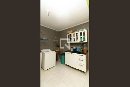 Casa à venda com 150m², 3 quartos e 3 vagas Casa à venda com 150m², 3 quartos e 3 vagasÁrea de Serviço