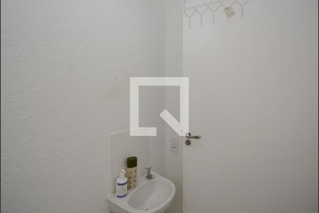 Apartamento para alugar com 43m², 2 quartos e sem vaga Apartamento para alugar com 43m², 2 quartos e sem vagaBanheiro Social