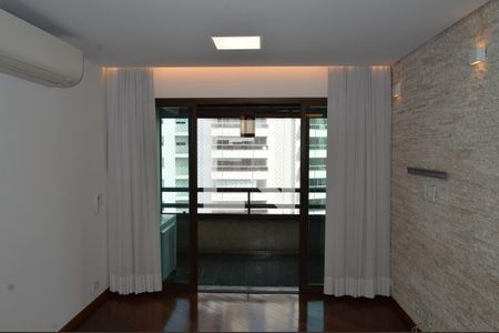 Sala de apartamento para alugar com 4 quartos, 120m² em Jardim Vila Mariana, São Paulo