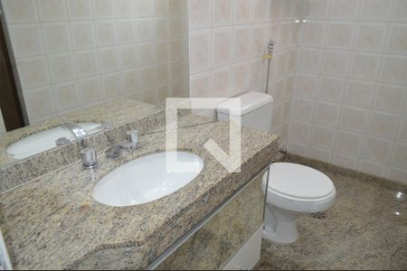 Apartamento para alugar com 120m², 4 quartos e 2 vagasBanheiro