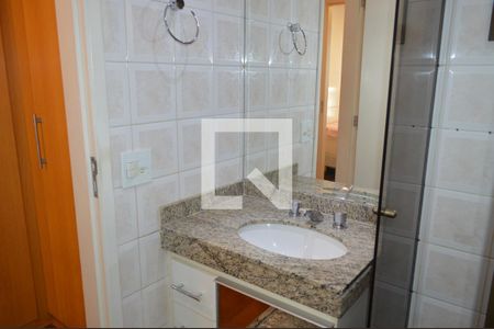 Apartamento para alugar com 120m², 4 quartos e 2 vagasBanheiro da Suíte