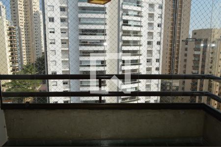 Apartamento para alugar com 120m², 4 quartos e 2 vagasVaranda