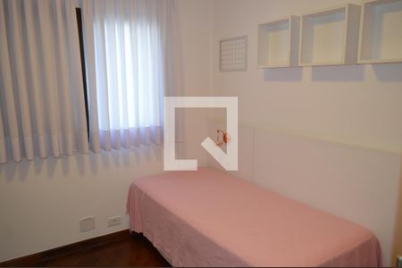 Apartamento para alugar com 120m², 4 quartos e 2 vagasQuarto 2