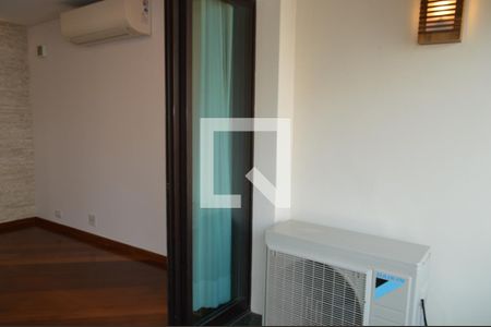 Apartamento para alugar com 120m², 4 quartos e 2 vagasVaranda