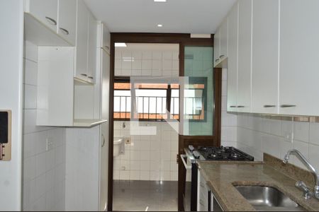 Apartamento para alugar com 120m², 4 quartos e 2 vagasCozinha