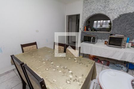 Casa à venda com 200m², 3 quartos e 2 vagas Casa à venda com 200m², 3 quartos e 2 vagasSala de Jantar