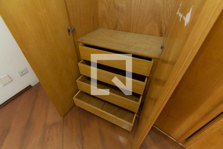 Apartamento à venda com 70m², 2 quartos e 2 vagasQuarto 2