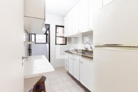 Apartamento à venda com 70m², 2 quartos e 2 vagasCozinha 