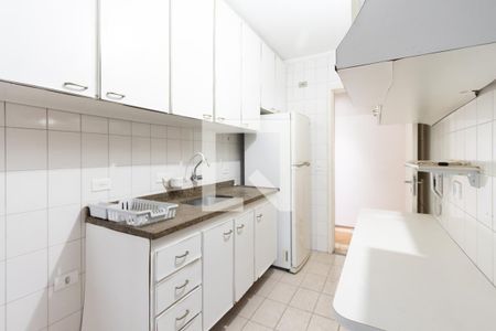Apartamento à venda com 70m², 2 quartos e 2 vagasCozinha 