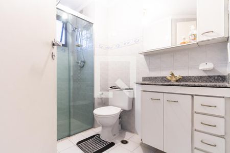 Apartamento à venda com 70m², 2 quartos e 2 vagasBanheiro social 