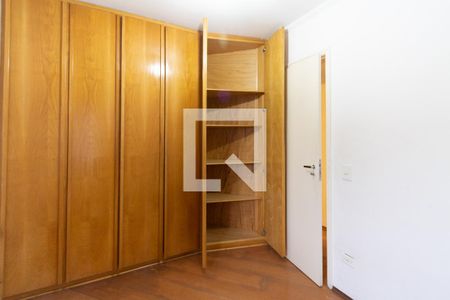 Apartamento à venda com 70m², 2 quartos e 2 vagasQuarto 2