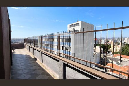 Apartamento à venda com 198m², 3 quartos e 1 vaga Apartamento à venda com 198m², 3 quartos e 1 vagaÁrea comum - Terraço