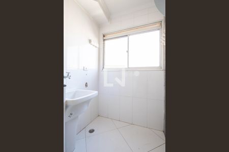 Área de Serviço de apartamento para alugar com 2 quartos, 57m² em Pestana, Osasco