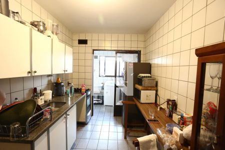 Apartamento à venda com 150m², 4 quartos e 3 vagascozinha