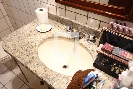 Apartamento à venda com 150m², 4 quartos e 3 vagasBanheiro