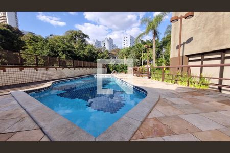 Apartamento à venda com 150m², 4 quartos e 3 vagasÁrea comum - Piscina