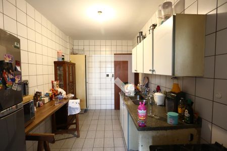 Apartamento à venda com 150m², 4 quartos e 3 vagasCozinha