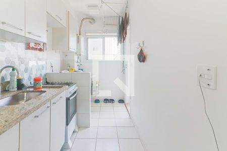 Apartamento à venda com 60m², 2 quartos e 1 vaga Apartamento à venda com 60m², 2 quartos e 1 vagaCozinha e Área de Serviço