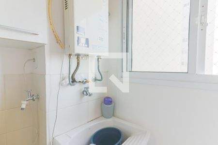 Apartamento à venda com 60m², 2 quartos e 1 vaga Apartamento à venda com 60m², 2 quartos e 1 vagaCozinha e Área de Serviço