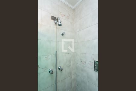 Casa à venda com 312m², 3 quartos e 5 vagasBanheiro suite 2