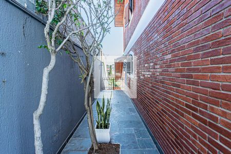 Casa à venda com 312m², 3 quartos e 5 vagasCorredor