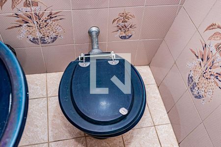 Casa à venda com 312m², 3 quartos e 5 vagasSpa - Banheiro