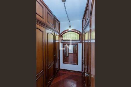 Casa à venda com 312m², 3 quartos e 5 vagasCloset suite 1