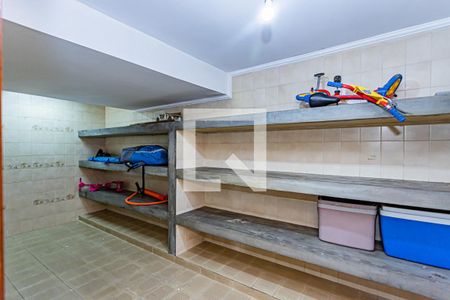 Casa à venda com 312m², 3 quartos e 5 vagasDepósito