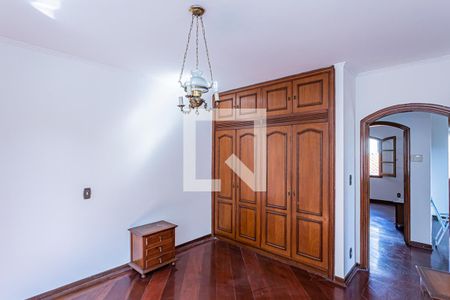 Casa à venda com 312m², 3 quartos e 5 vagasQuarto