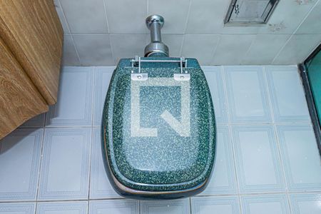 Casa à venda com 312m², 3 quartos e 5 vagasBanheiro suite 2