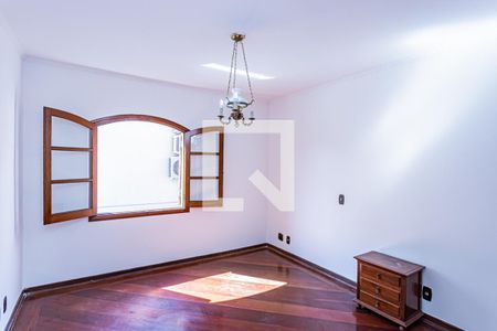 Casa à venda com 312m², 3 quartos e 5 vagasQuarto