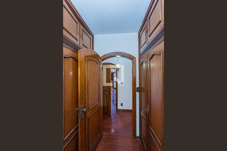 Casa à venda com 312m², 3 quartos e 5 vagasCloset suite 1