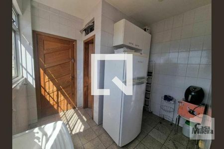 Apartamento à venda com 194m², 4 quartos e 3 vagas Apartamento à venda com 194m², 4 quartos e 3 vagascozinha
