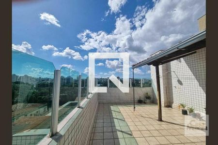 Apartamento à venda com 194m², 4 quartos e 3 vagas Apartamento à venda com 194m², 4 quartos e 3 vagasTerraço