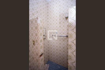 Casa à venda com 200m², 3 quartos e 2 vagasBanheiro