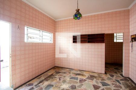 Casa à venda com 200m², 3 quartos e 2 vagasCopa