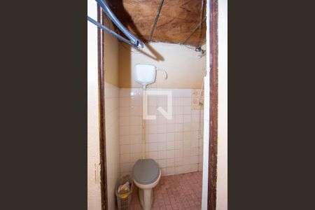 Casa à venda com 200m², 3 quartos e 2 vagasBanheiro de serviço