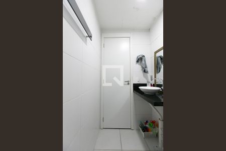 Apartamento à venda com 40m², 2 quartos e sem vaga Apartamento à venda com 40m², 2 quartos e sem vagaBanheiro
