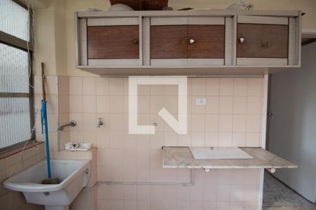Área de serviço de apartamento para alugar com 3 quartos, 65m² em Jardim das Bandeiras, São Paulo