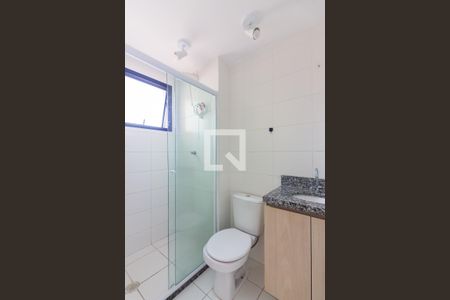 Banheiro de apartamento para alugar com 1 quarto, 30m² em Km 18, Osasco