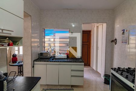 Casa à venda com 144m², 5 quartos e 2 vagas Casa à venda com 144m², 5 quartos e 2 vagasCozinha
