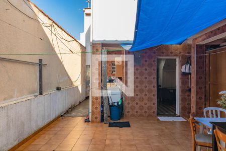 Casa à venda com 144m², 5 quartos e 2 vagasÁrea de serviço