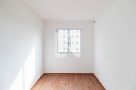 Quarto 1 de apartamento para alugar com 2 quartos, 47m² em Ouro Verde, Nova Iguaçu