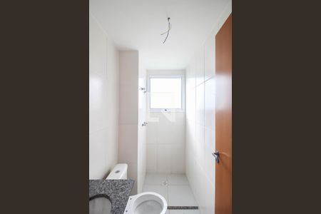 Apartamento para alugar com 47m², 2 quartos e 1 vaga Apartamento para alugar com 47m², 2 quartos e 1 vagaBanheiro