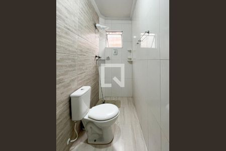 Apartamento para alugar com 72m², 2 quartos e sem vaga Apartamento para alugar com 72m², 2 quartos e sem vagaBanheiro Social