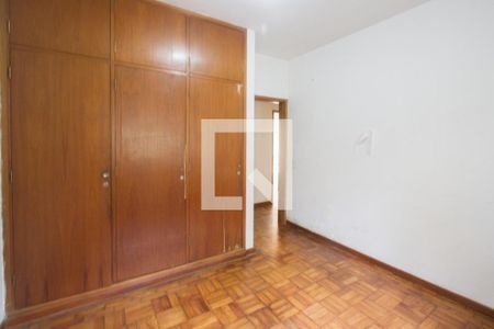 Casa para alugar com 426m², 4 quartos e 4 vagas Casa para alugar com 426m², 4 quartos e 4 vagasQuarto 1