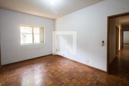 Casa para alugar com 426m², 4 quartos e 4 vagas Casa para alugar com 426m², 4 quartos e 4 vagasSuíte 2